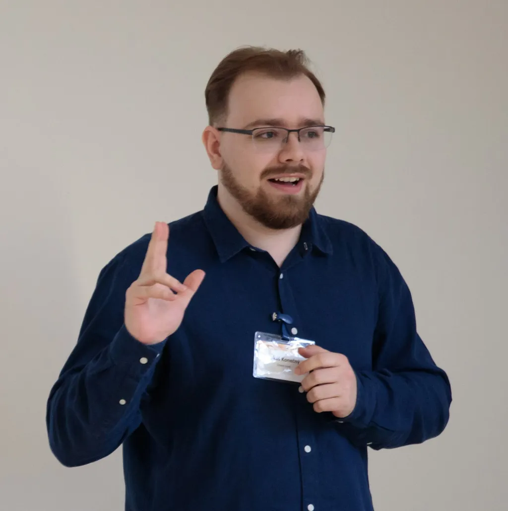 Lukáš Konečný při přednášce